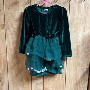 SHEIN Green Velvet Kids Dance Dress